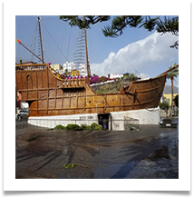 DM 4-Tues-Naval Museum - Denis McAllister